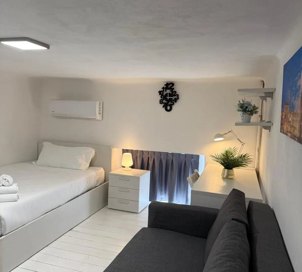 Elegant 3 - Level Loft - 3 Bedrooms, 3 Baths, Fast Wi-Fi Milan 0*,