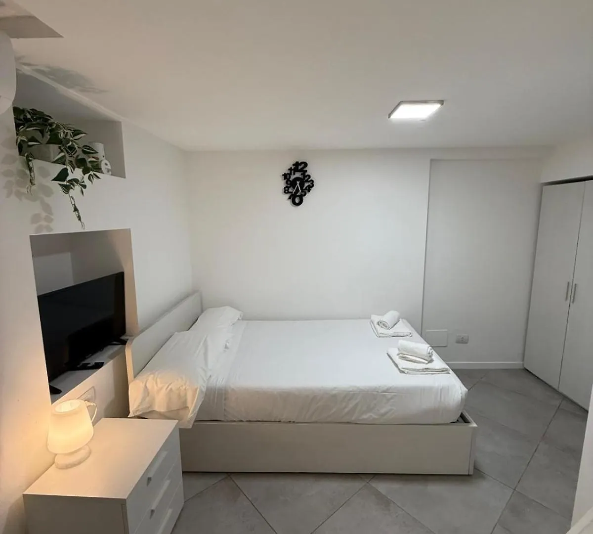 Apartment Elegant 3 - Level Loft - 3 Bedrooms, 3 Baths, Fast Wi-Fi Milan
